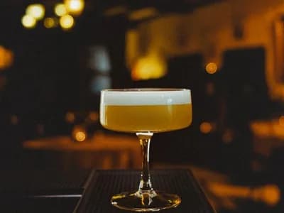 Cocktail Kupferkind in der Atlas Bar Koblenz